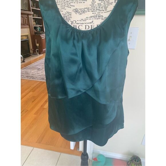 NWT Talbots 100% Silk Hunter Green Layered Look Scoop Neck Tank Top - Picture 1 of 9